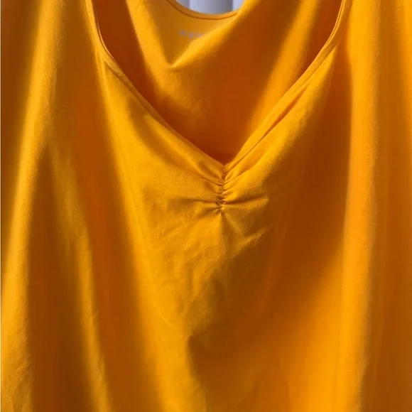 NWT Ava & Viv Yellow Scoop Neck Ruched Short Sleeve Summer Top Womans Size 4XL - Picture 2 of 5
